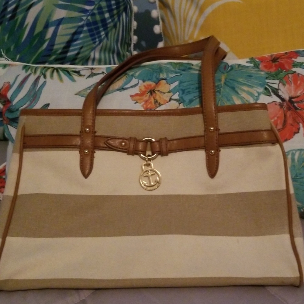 Neutral Tommy Hilfiger shoulder bag